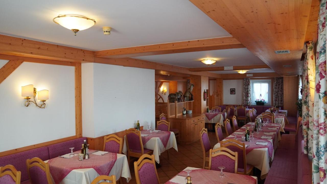 Hotel Alpenrose 파소 롤레 외부 사진